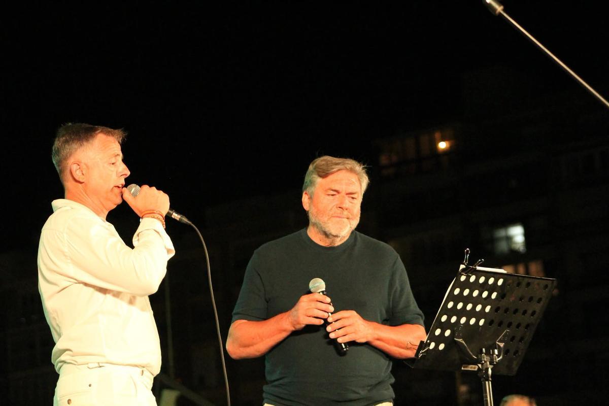 Rafa Carrió volvió a disfrutar de subirse al escenario y cantar las habaneras