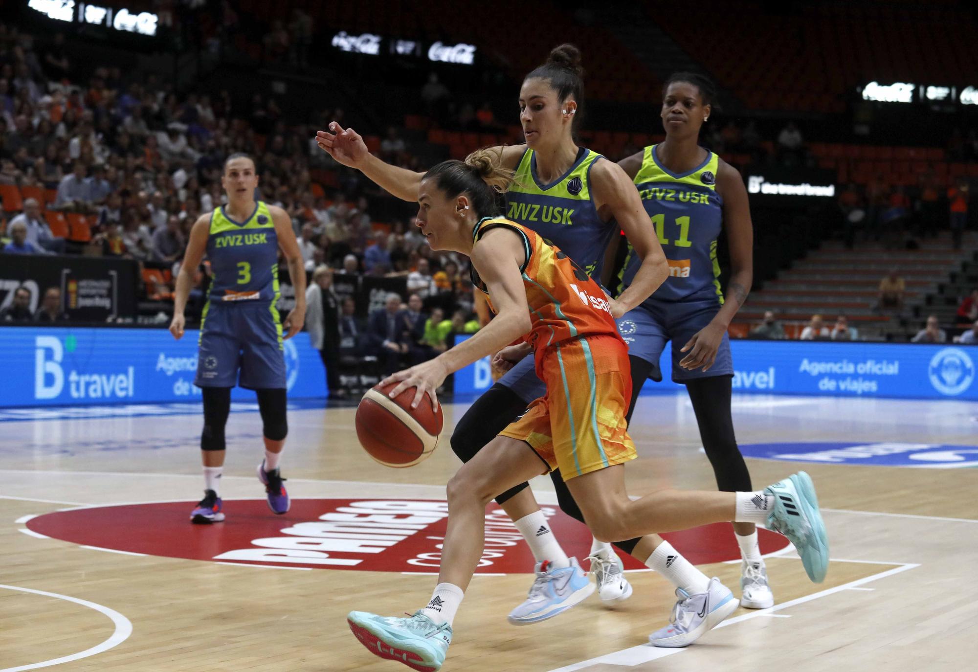 Valencia Basaket - ZVVZ USK Praha de Euroleague Women