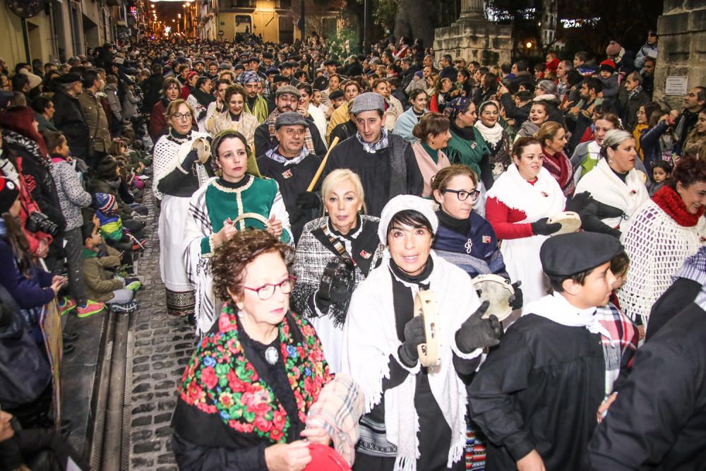 Alcoy recibe al emisario de la ilusión