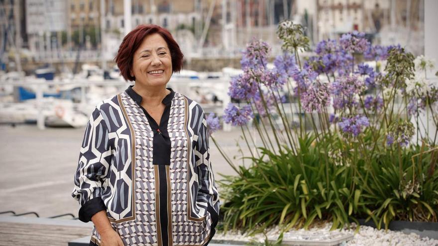 Carmen Moreno asegura que apoyar a una candidata oficial "incapacita" a la dirección del PSOE gijonés para las primarias