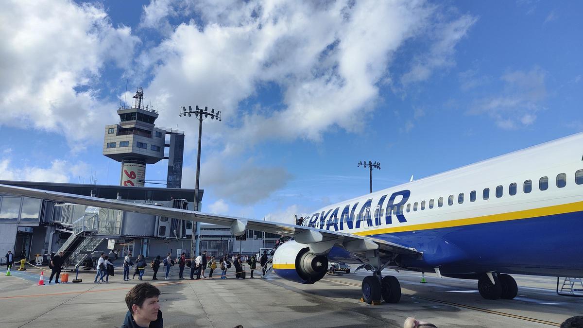 Un avión con destino a Londres en el aeropuerto de Vigo durante este año.