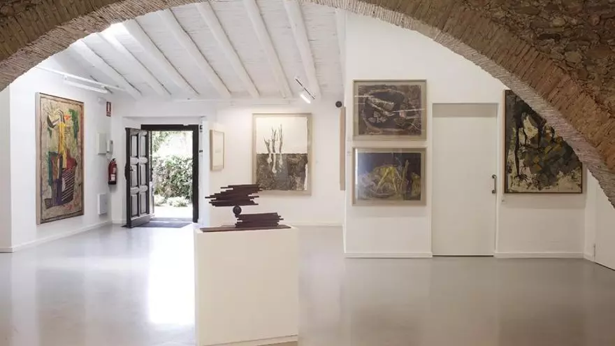 Art i espai s'entrellacen a l'exposició de la Fundació Perramon, a Ventalló