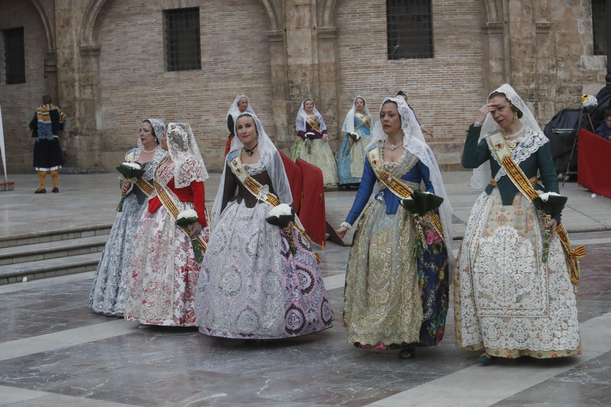 Búscate en el segundo día de ofrenda por la calle de la Paz (entre las 17:00 a las 18:00 horas)