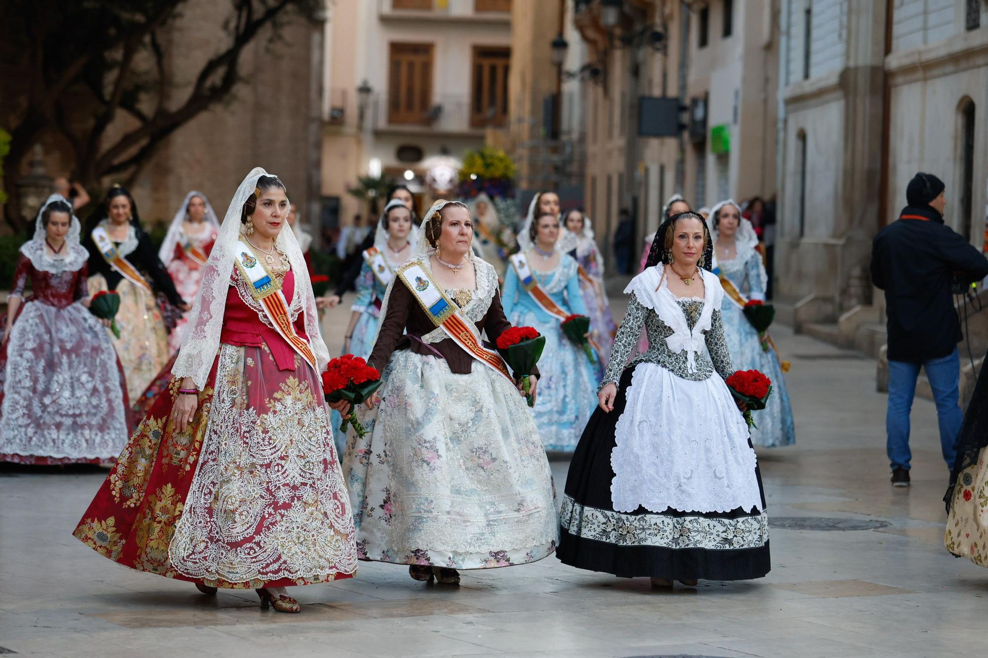 Búscate en el primer día de la Ofrenda en la calle San Vicente entre las 18:00 y las 19:00