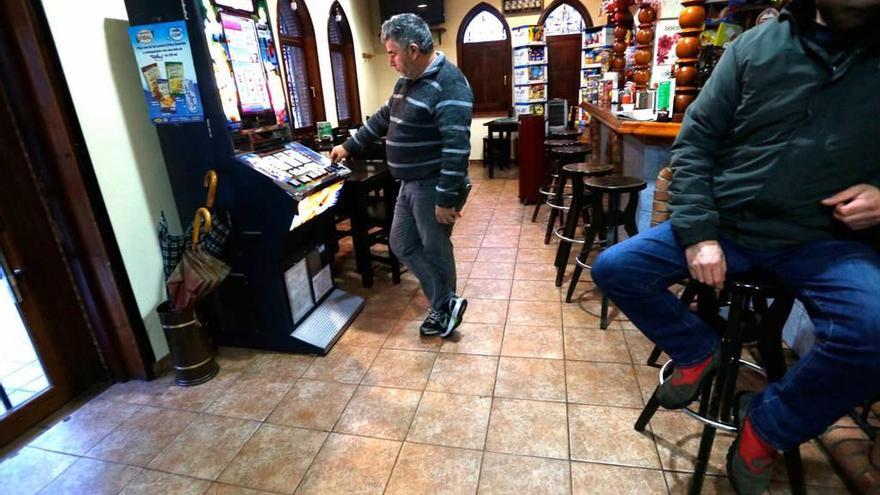 La sidrería de La Corredoria donde la Policía Local y la Policía Nacional detuvieron a dos ladrones ayer de madrugada.