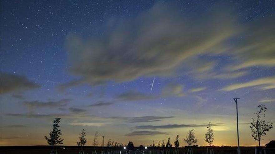 La lluvia de estrellas Leónidas alcanza su esplendor esta noche y mañana