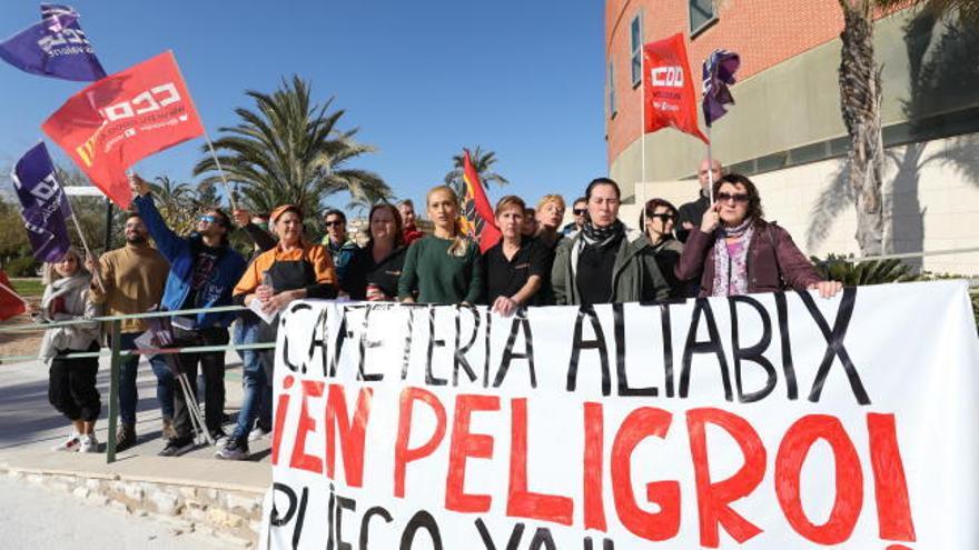 Vuelve el malestar a la cafetería de Altabix de la UMH