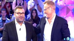 Jorge afaita Jordi a ganivet