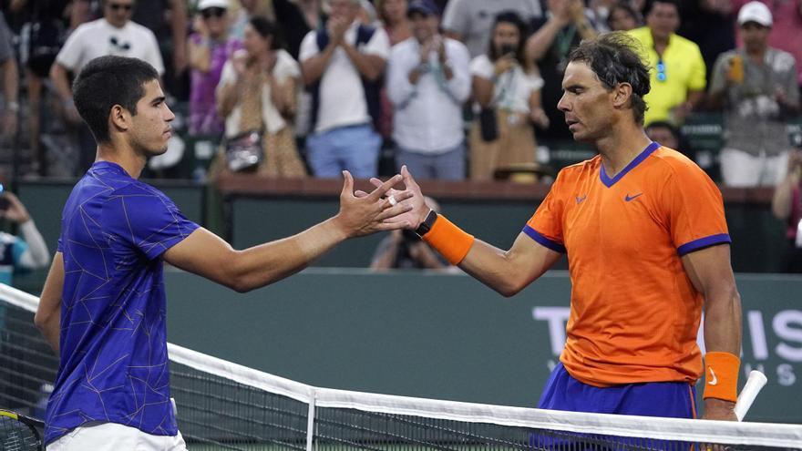 Rafa Nadal y Carlos Alcaraz ya entrenan en la Caja Mágica