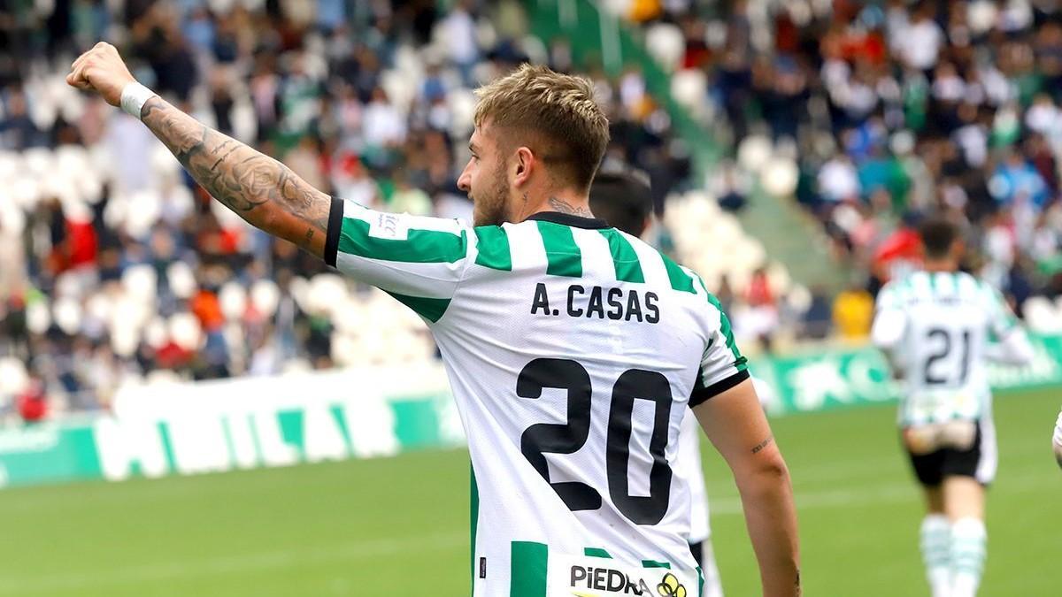 Antonio Casas celebra un gol ante el Tamaraceite en El Arcángel.