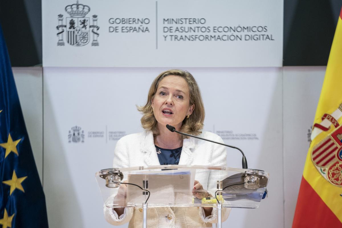 La vicepresidenta primera y ministra de Economía, Nadia Calviño.