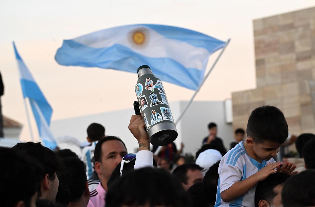 Las mejores imágenes del entrenamiento de la Selección Argentina de Leo Messi en Algorfa