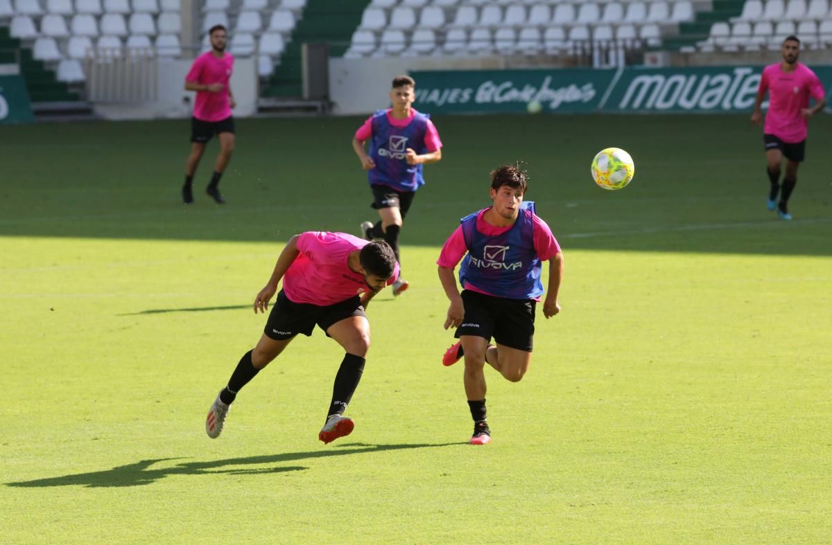 El Córdoba CF vuelve a jugar en El Arcángel