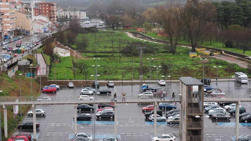 El Ayuntamiento de Plasencia pagará ya intereses por las huertas a partir de octubre