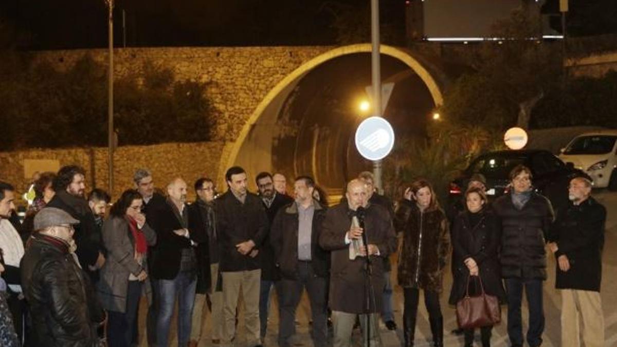 Foto de los políticos en el túnel de Sóller
