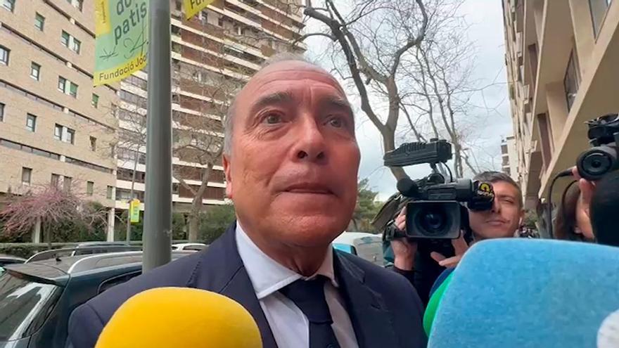 Rafa Yuste, vicepresidente del Barça, a su llegada a la comida previa con el Benfica