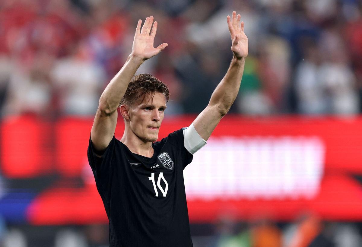 Martin Odegaard es el capitán de Noruega.