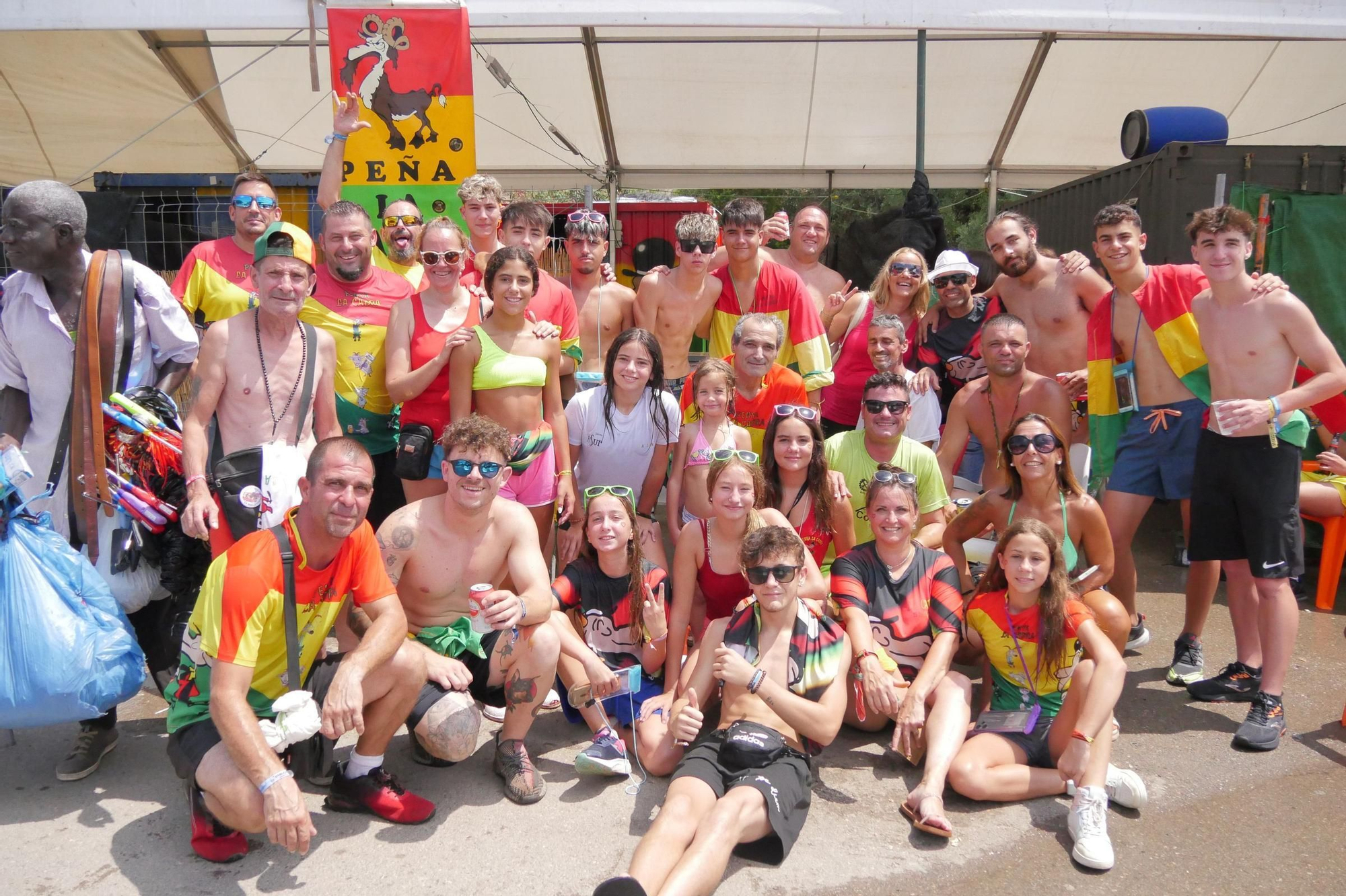 El indispensable concurso de paellas de les Penyes de la Vall, en imágenes