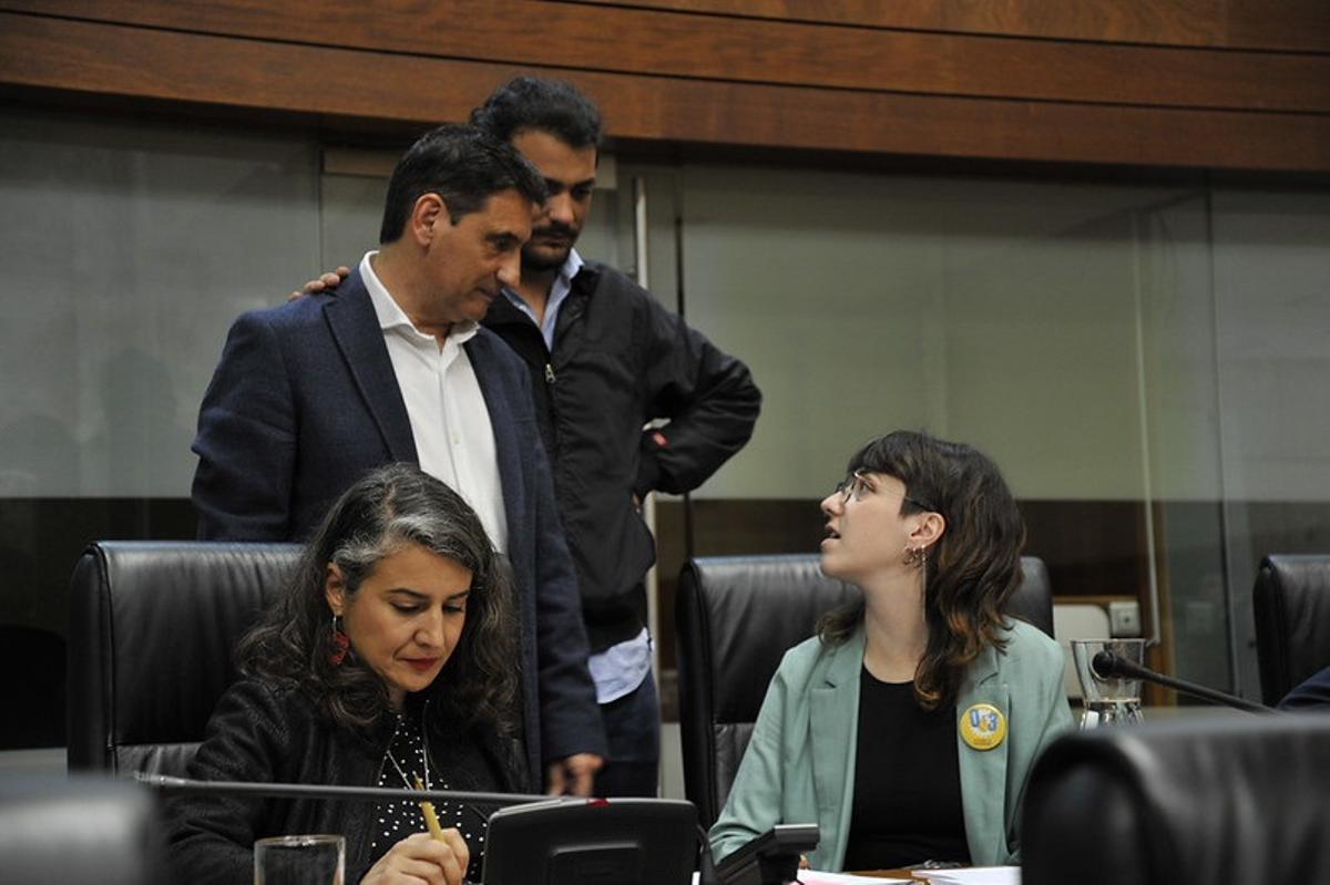 Diputados de Unidas por Extremadura en el pleno de la Asamblea.