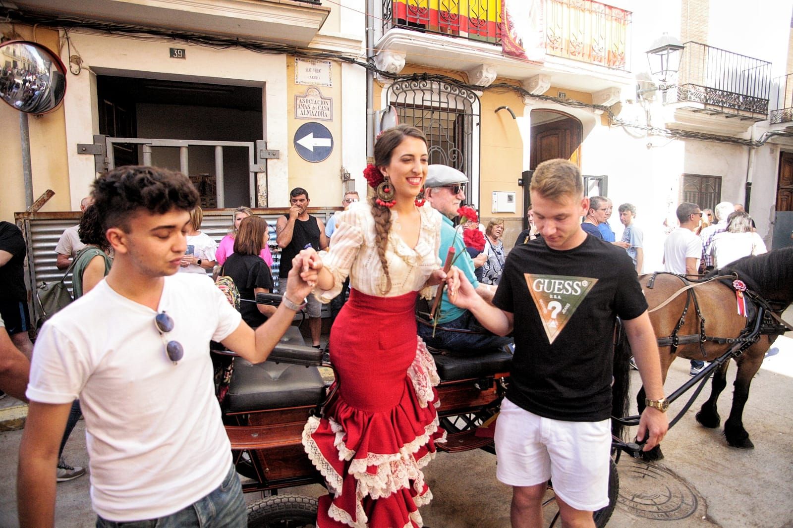 Todas las fotos del último sábado de fiestas de Almassora