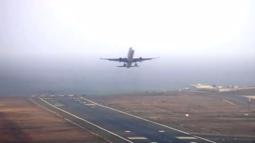 Un avión regresa a Lanzarote por un fallo en un motor