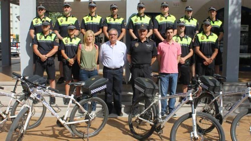 Refuerzo policial en las playas de la comarca