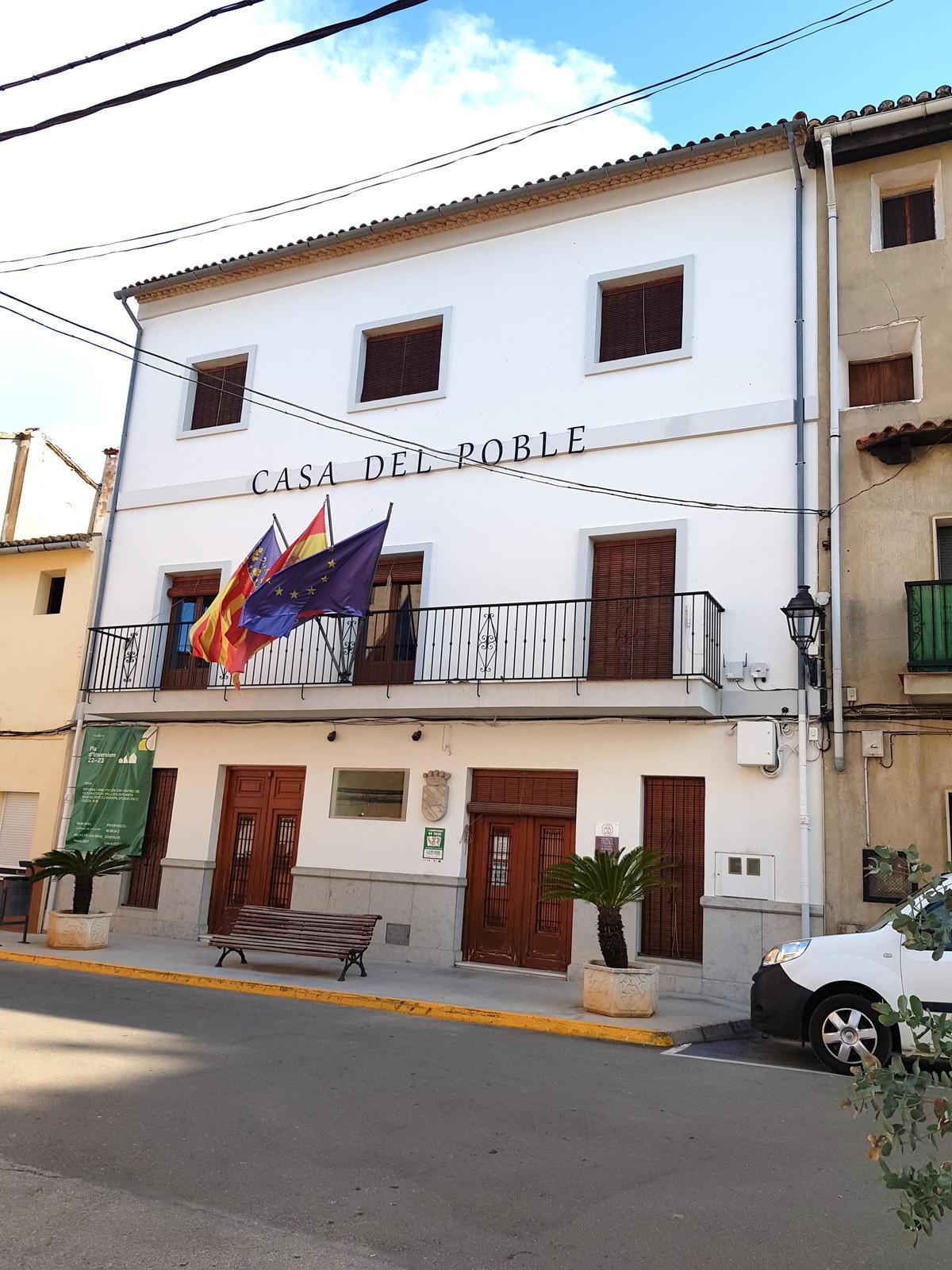Ayuntamiento de la Granja de la Costera.
