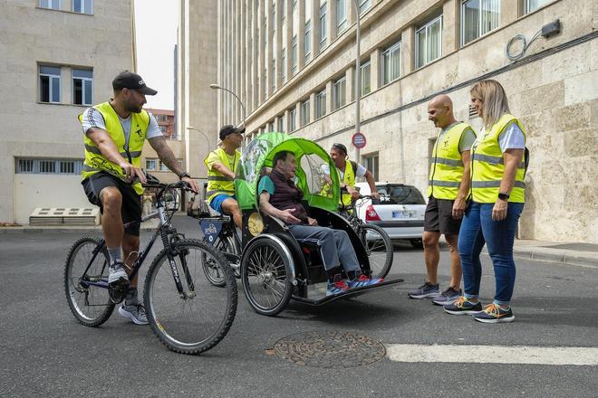 Paseo en bici dentro del proyecto 'Sítycleta Sin Límites'.