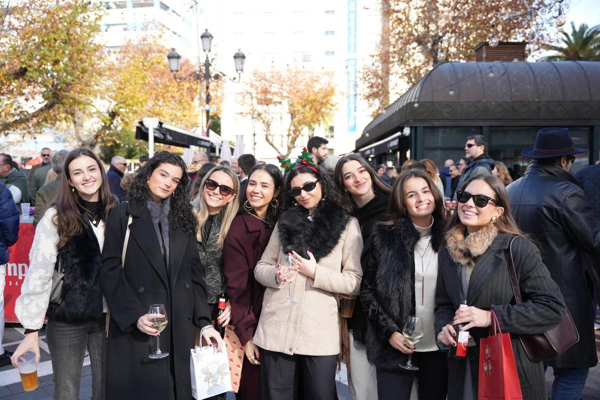 Ambientazo en la Tardebuena de Badajoz, ¡búscate en las fotos!