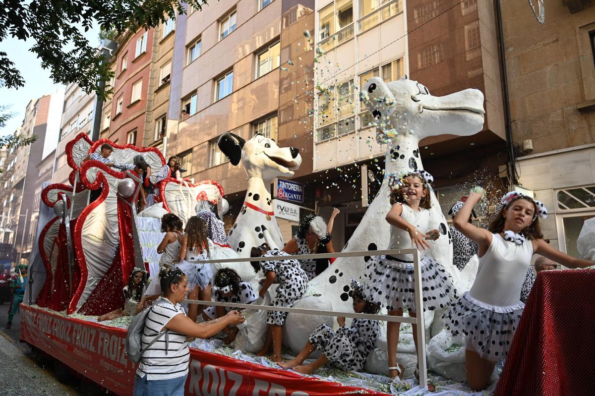 El desfile de la Batalla de las Flores de Pontevedra, en imágenes El desfile de la Batalla de las Flores de Pontevedra, en imágenes