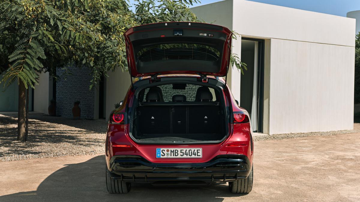 Mercedes Benz GLC'nin bagajı