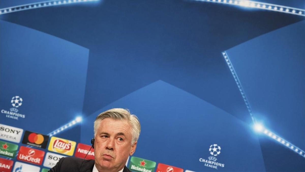 Ancelotti sigue dando explicaciones sobre su peineta