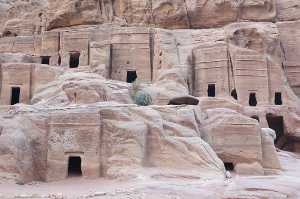 Petra, la ciudad necrópolis