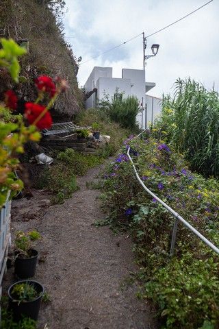 Los vecinos explican las carencias de la zona de Taborno