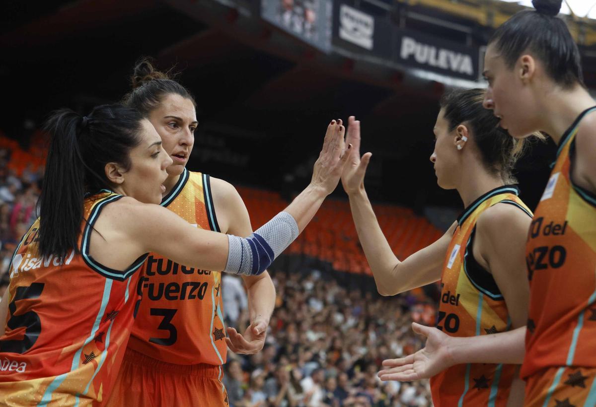 Valencia Basket - Perfumerías Avenida