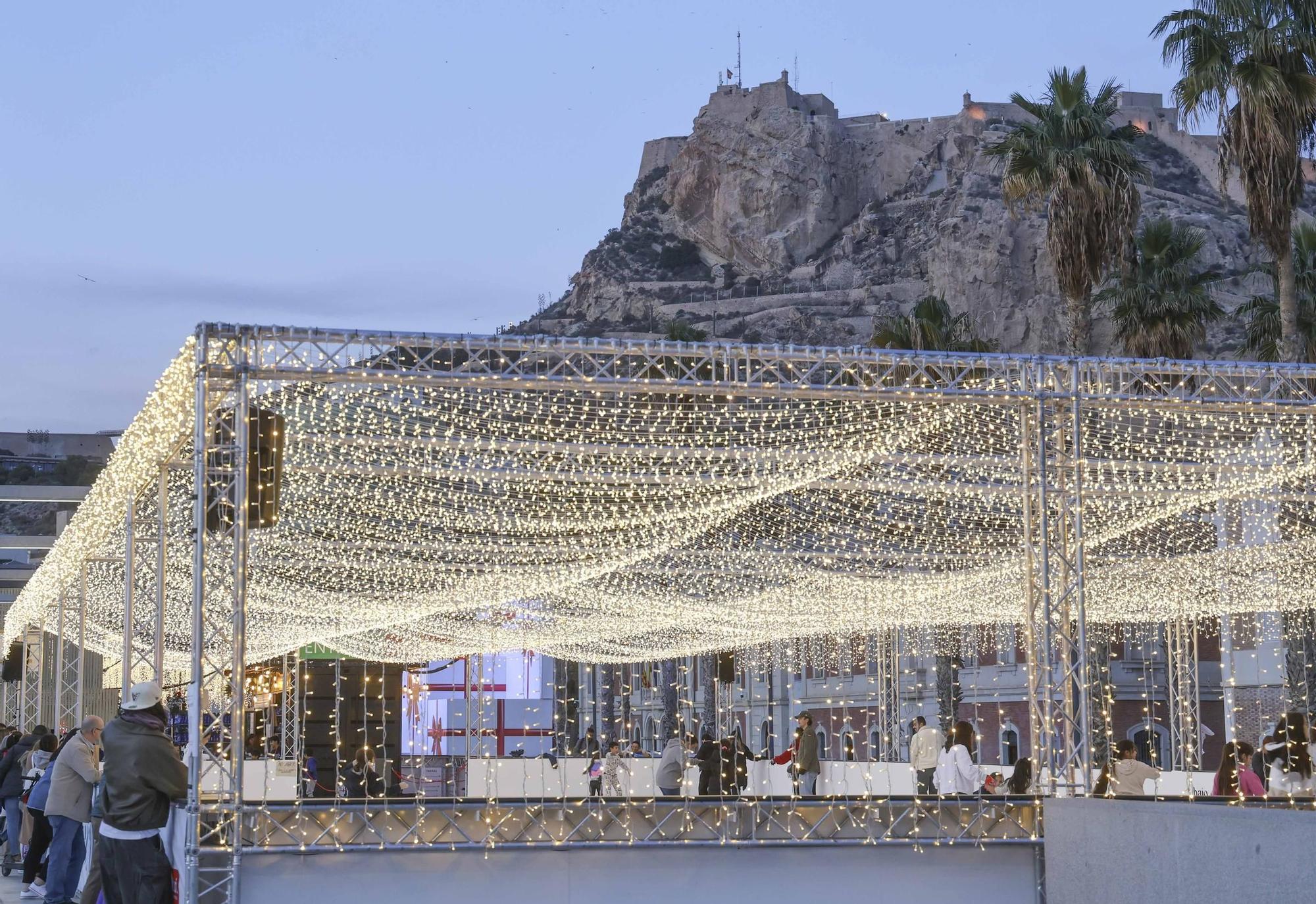 Alicante instala estas Navidades la primera pista de patinaje sostenible del mundo