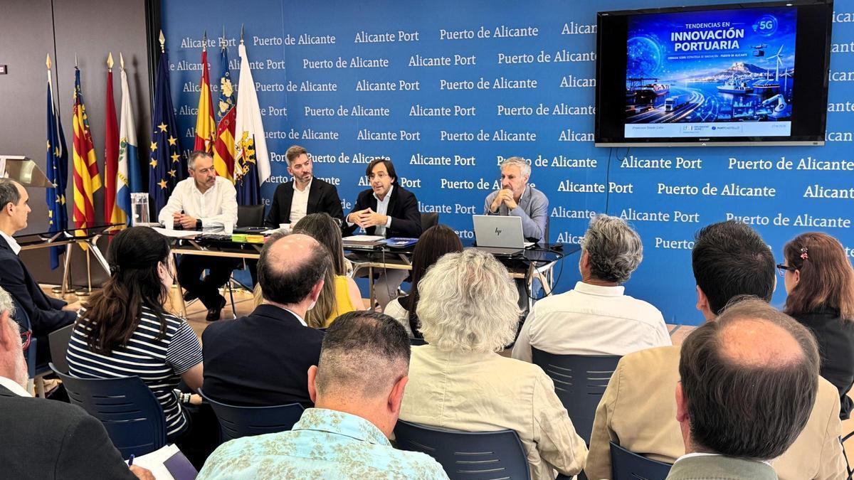 La jornada organizada por la Autoridad Portuaria.