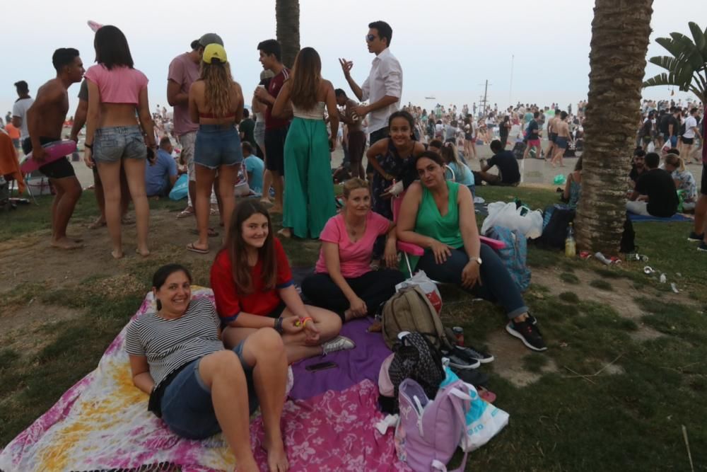 Málaga celebra la noche de San Juan en sus playas