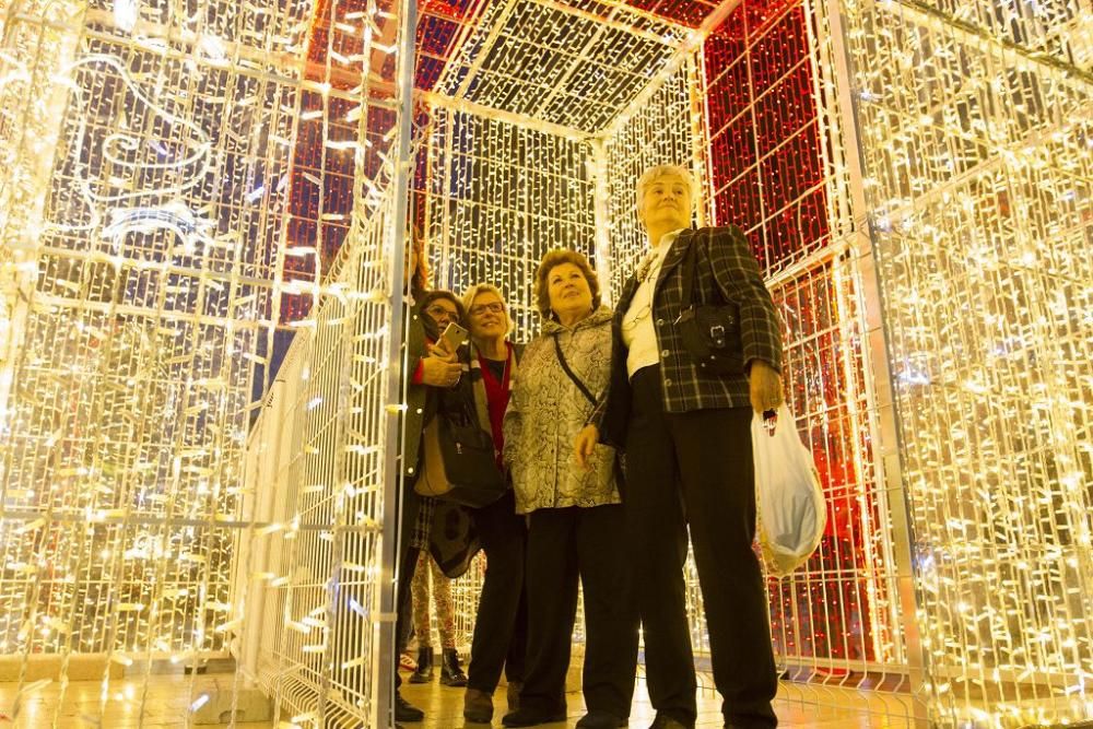 Encendido de luces de Navidad e inauguración del Belén en Cartagena