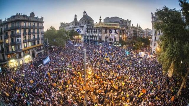 Una semana de vértigo por el referéndum_MEDIA_1
