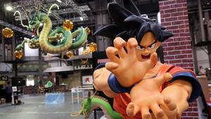 Detalles de los preparativos de la muestra ’Dragon Ball World Adventure’, este miércoles en el Manga Barcelona. 