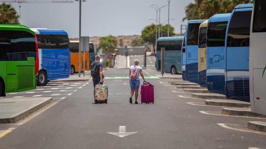 Canarias recuperó en abril las llegadas internacionales por avión anteriores a la pandemia