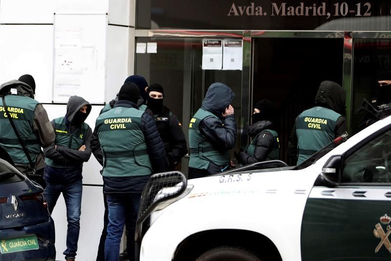 Momento de la detención del marroquí acusado de autoadoctrinamiento y difusión de propaganda yihadista