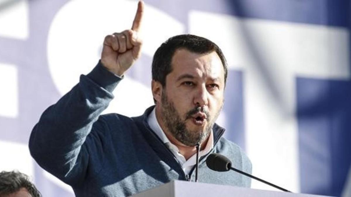 Matteo Salvini, ministro del Interior, habla durante un acto político en la piazza del Popolo, en Roma, el pasado 8 de diciembre.