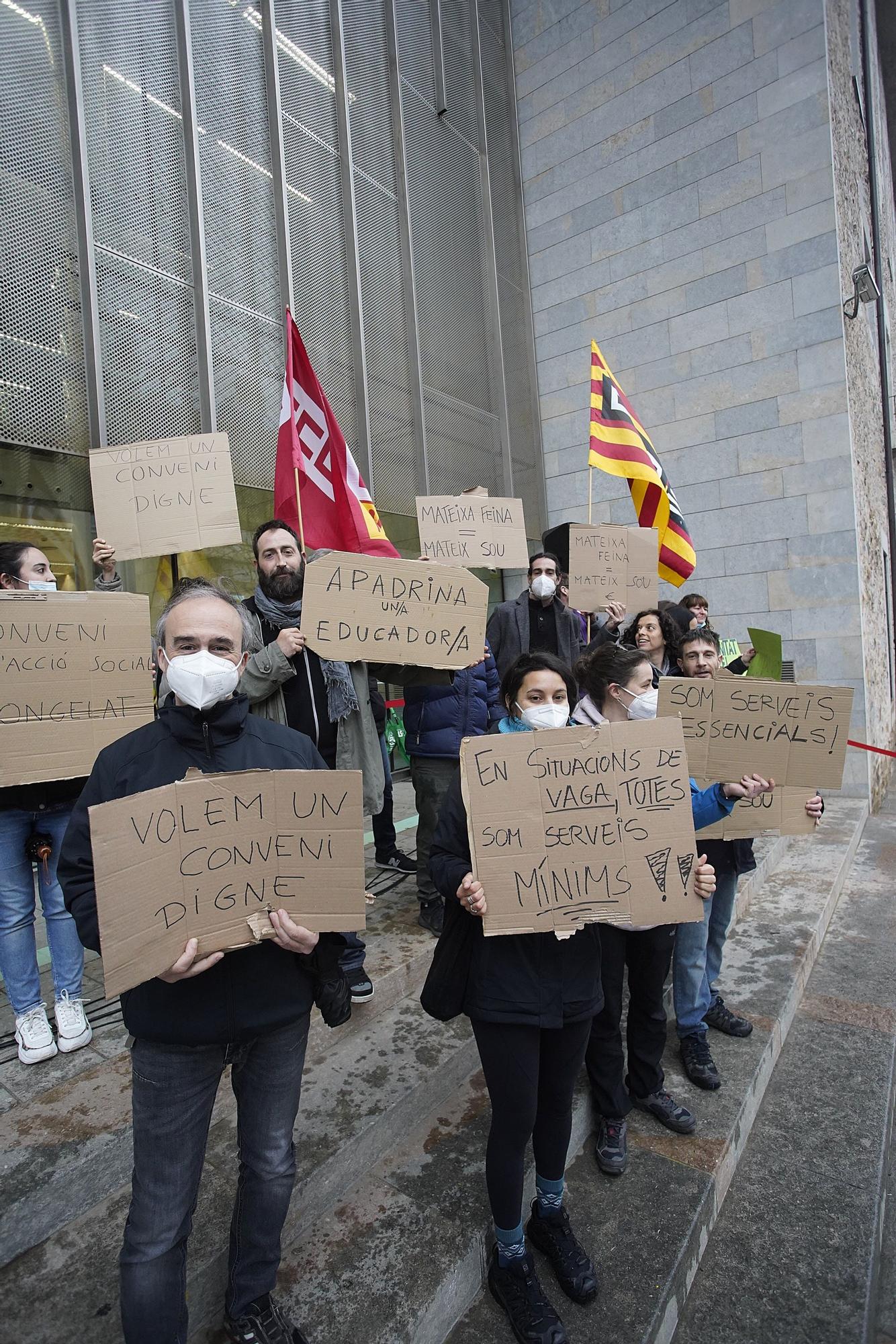 Les llars d'infants, en la darrera jornada de mobilitzacions de la comunitat educativa: "No som un pàrquing de nens"