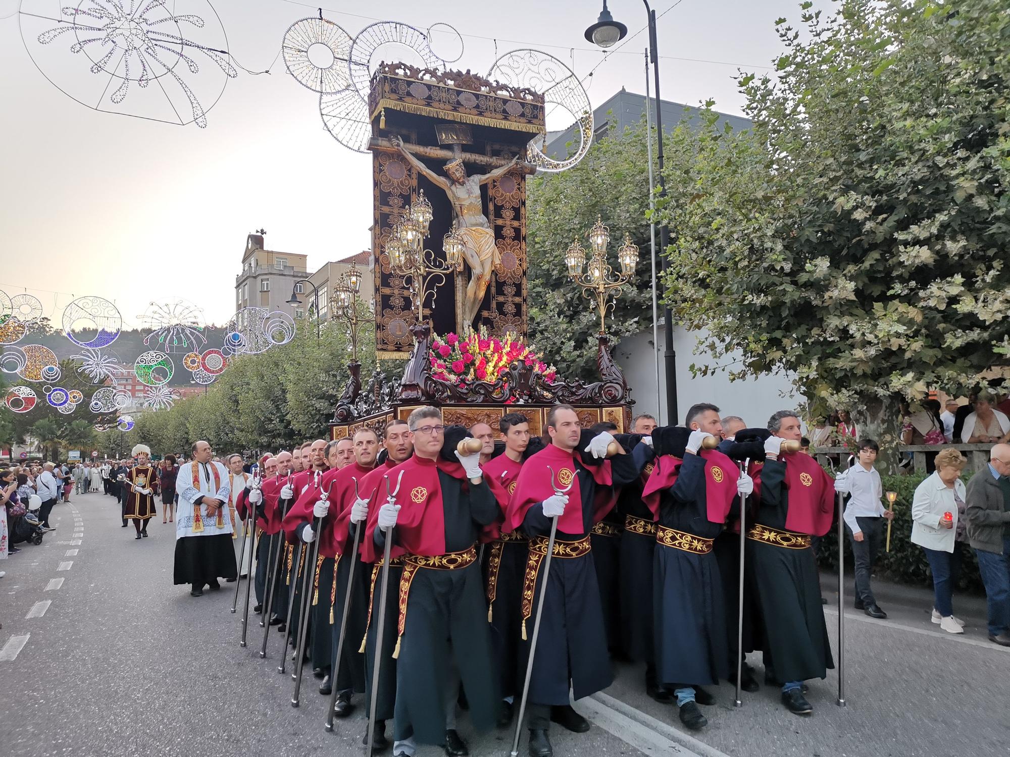 La procesión de las Festas do Cristo de Cangas