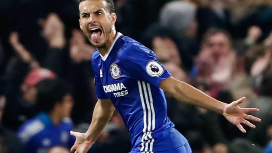 El español Pedro celebra el primer gol del Chelsea.