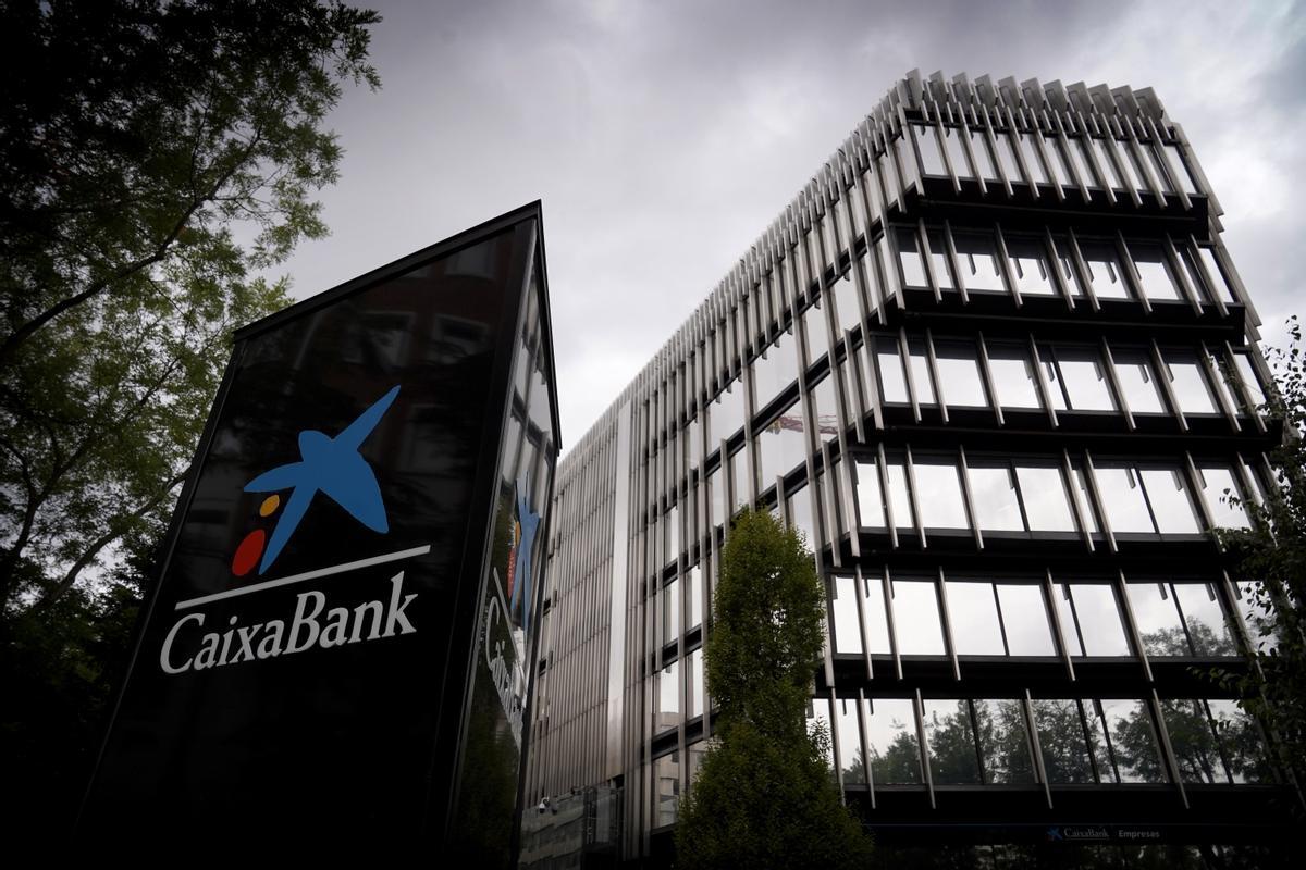 Últimas noticias de Caixabank  Los últimos despedidos en el ERE