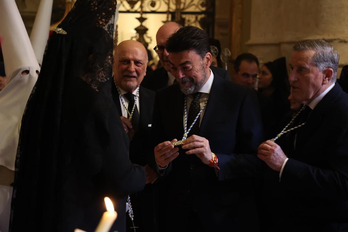 Martes Santo en Alicante 2026: Procesión de la Hermandad del Cristo del Mar y la Virgen de los Dolores Coronada Martes Santo en Alicante 2026: Procesión de la Hermandad del Cristo del Mar y la Virgen de los Dolores Coronada
