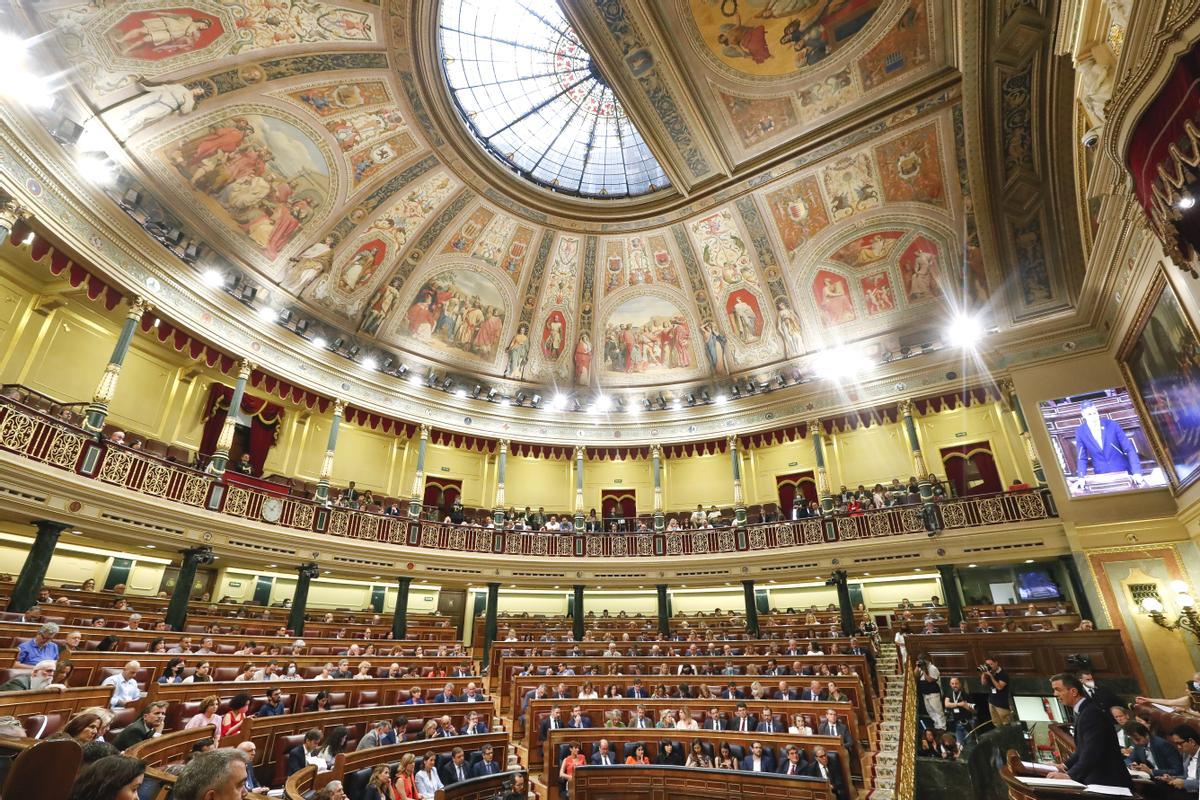 El presidente del Gobierno, Pedro Sánchez, durante su intervención en la primera jornada del debate sobre el estado de la nación, este martes en el Congreso de los Diputado